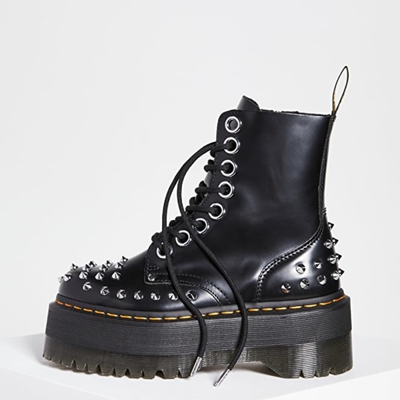 jadon max studded